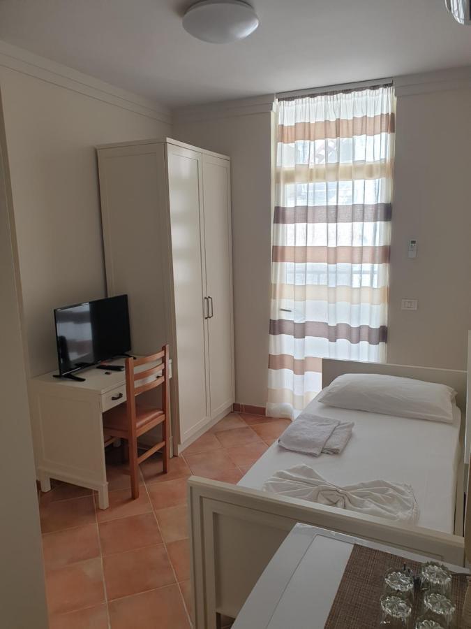 דורס Joel Residence מראה חיצוני תמונה